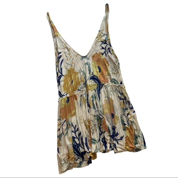 3/12$ Bundle Tanks | Urban Outfitters Peplum Tank - Picture 2 of 2